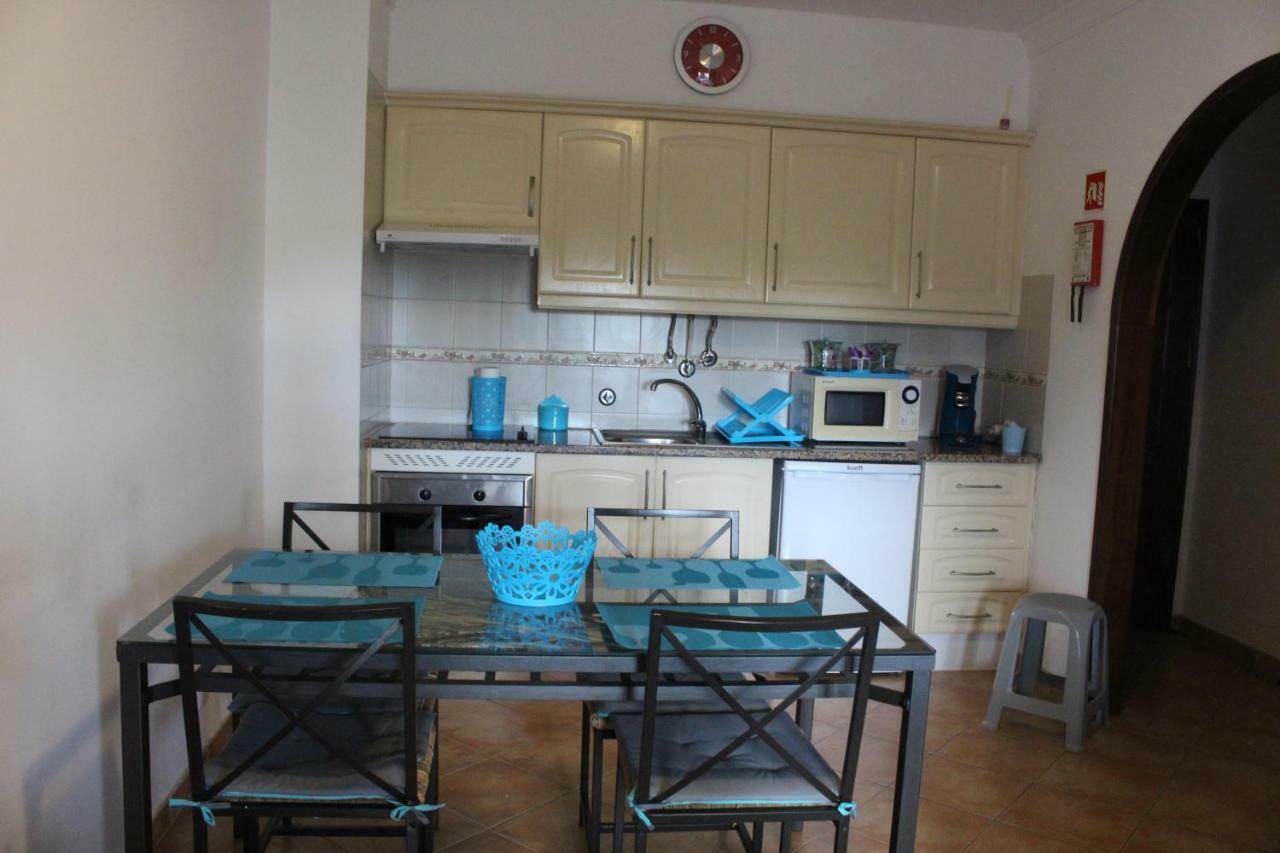 Praia Da Rocha 8 Min A Pied Apartment Portimao Luaran gambar